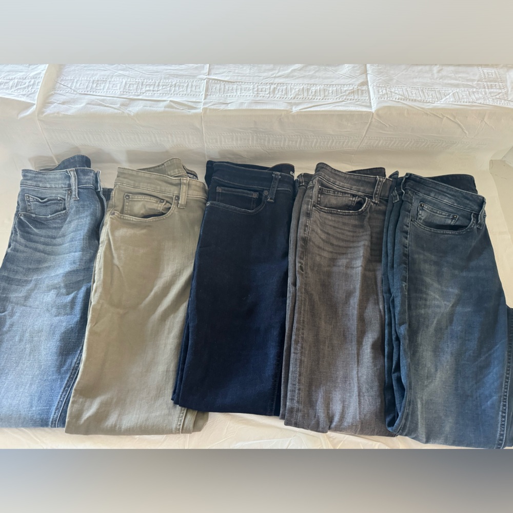 Lot of 5 Express Jeans
